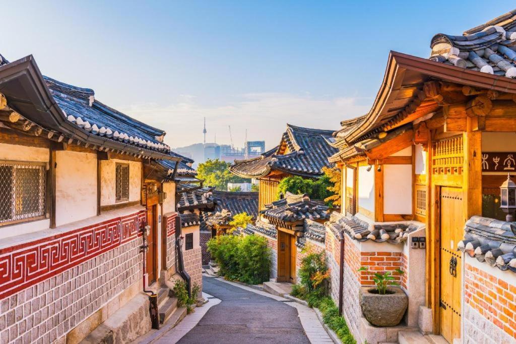 Bonum 1957 Hanok And Boutique Seoul Bagian luar foto