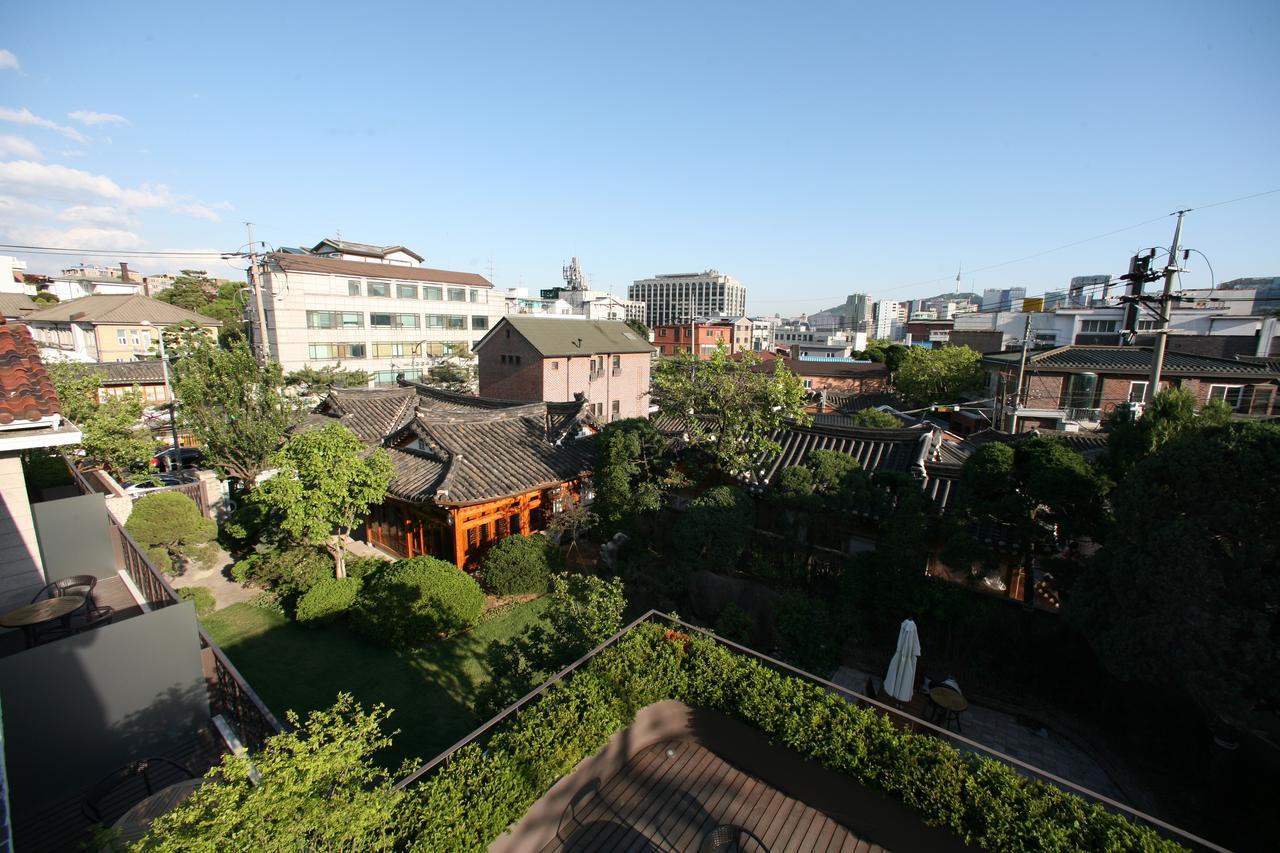 Bonum 1957 Hanok And Boutique Seoul Bagian luar foto