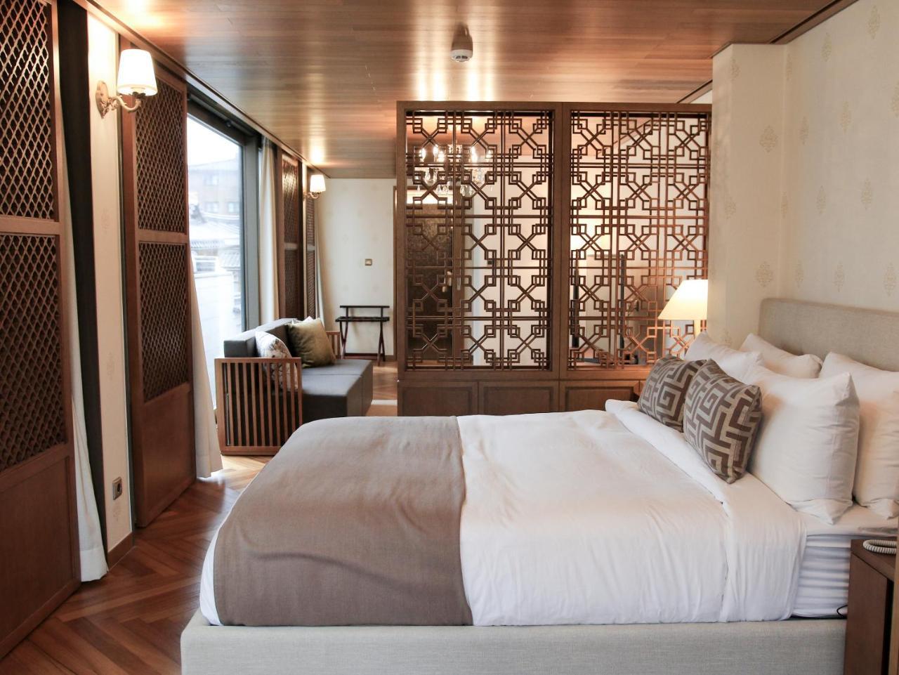 Bonum 1957 Hanok And Boutique Seoul Bagian luar foto